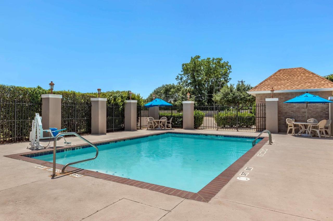 Comfort Suites Waco Near University Area Dış mekan fotoğraf
