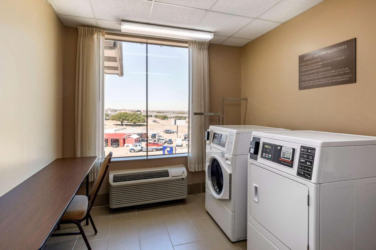 Comfort Suites Waco Near University Area Dış mekan fotoğraf